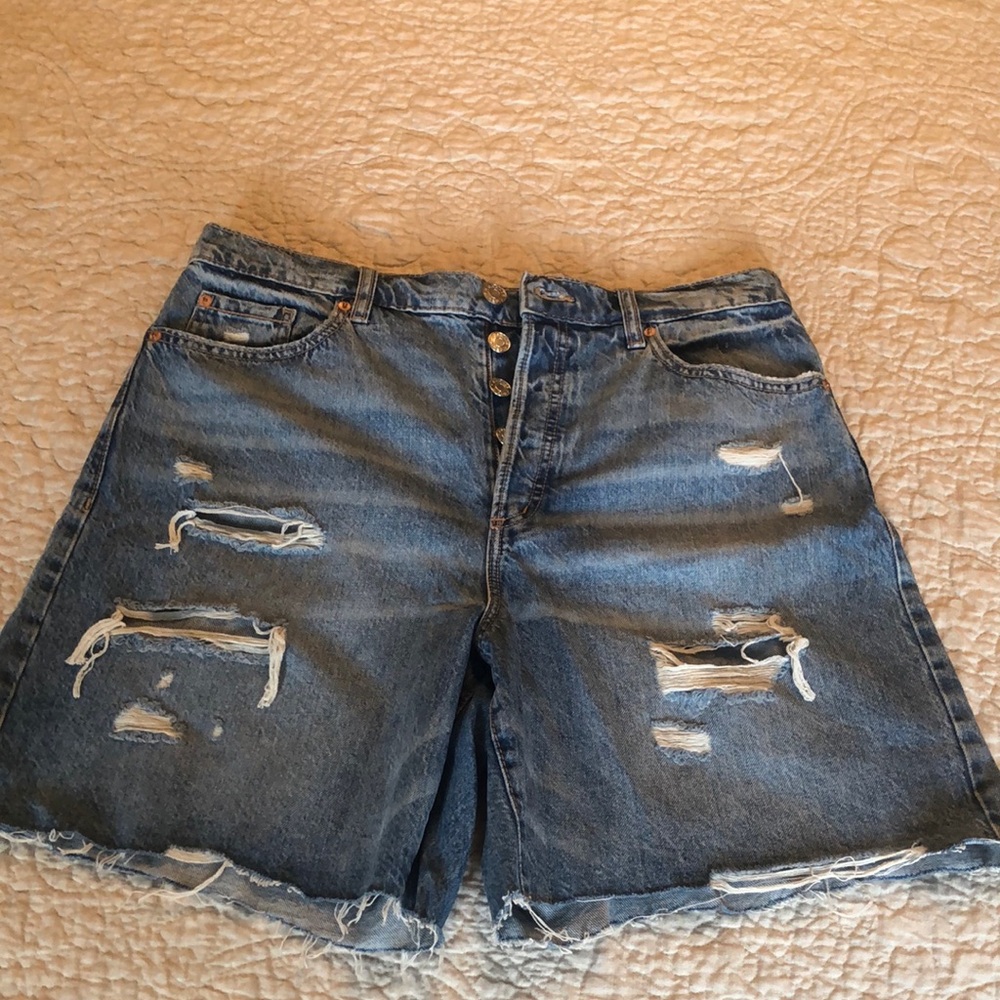 Blue Distressed Jean Shorts with Frayed Hem